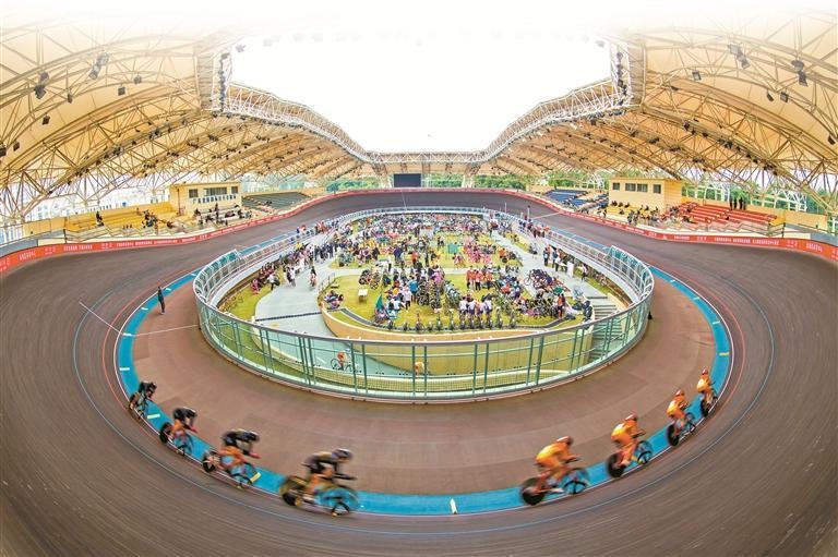 周六去龙岗过美好生活节