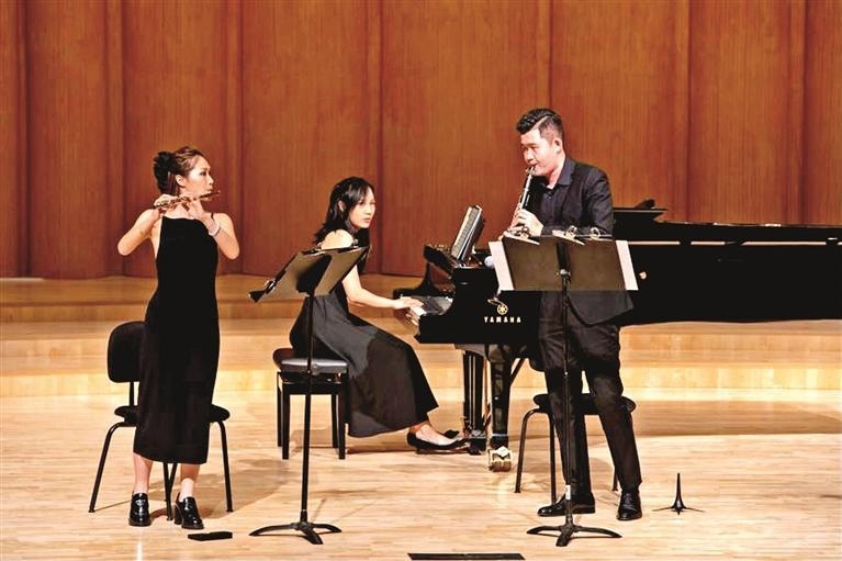 “爱乐音旅”音乐会亮相宝安1990