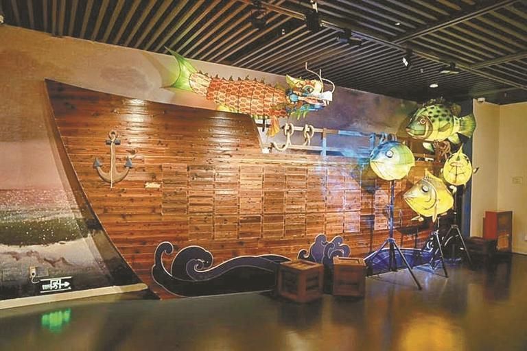 展品汇集30余种创作技法，第七届深圳民间工艺精品展开幕