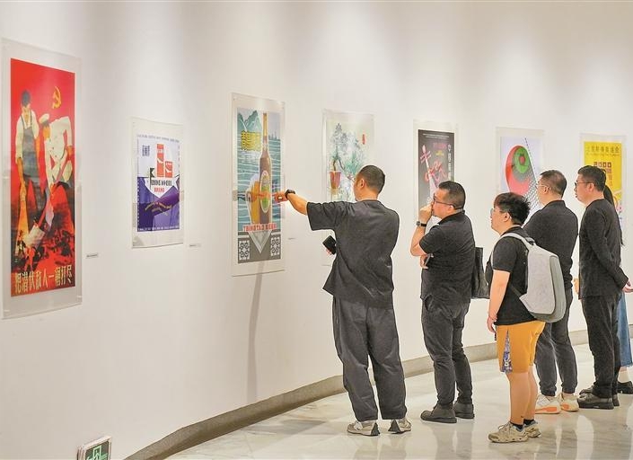 原来这些经典标志都是他的作品