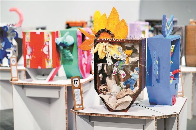 深圳美术馆 “有头有脸”探索“我是谁”