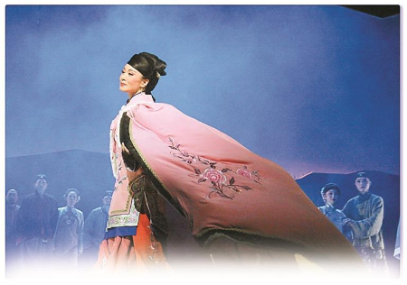 盛夏戏曲季 大戏唱不停